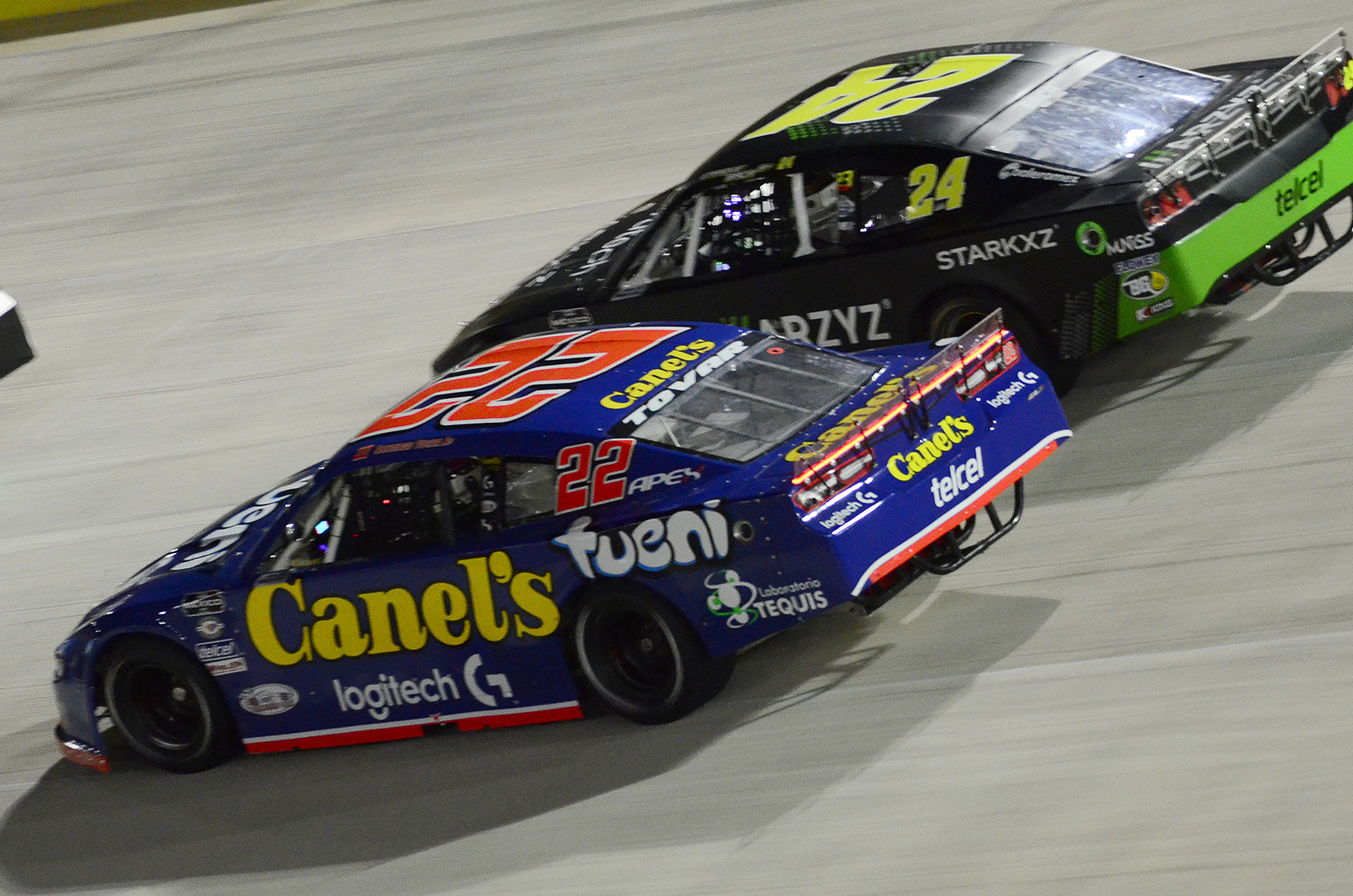 Apoyo total de Santiago Tovar a Rubén en playoff NASCAR México