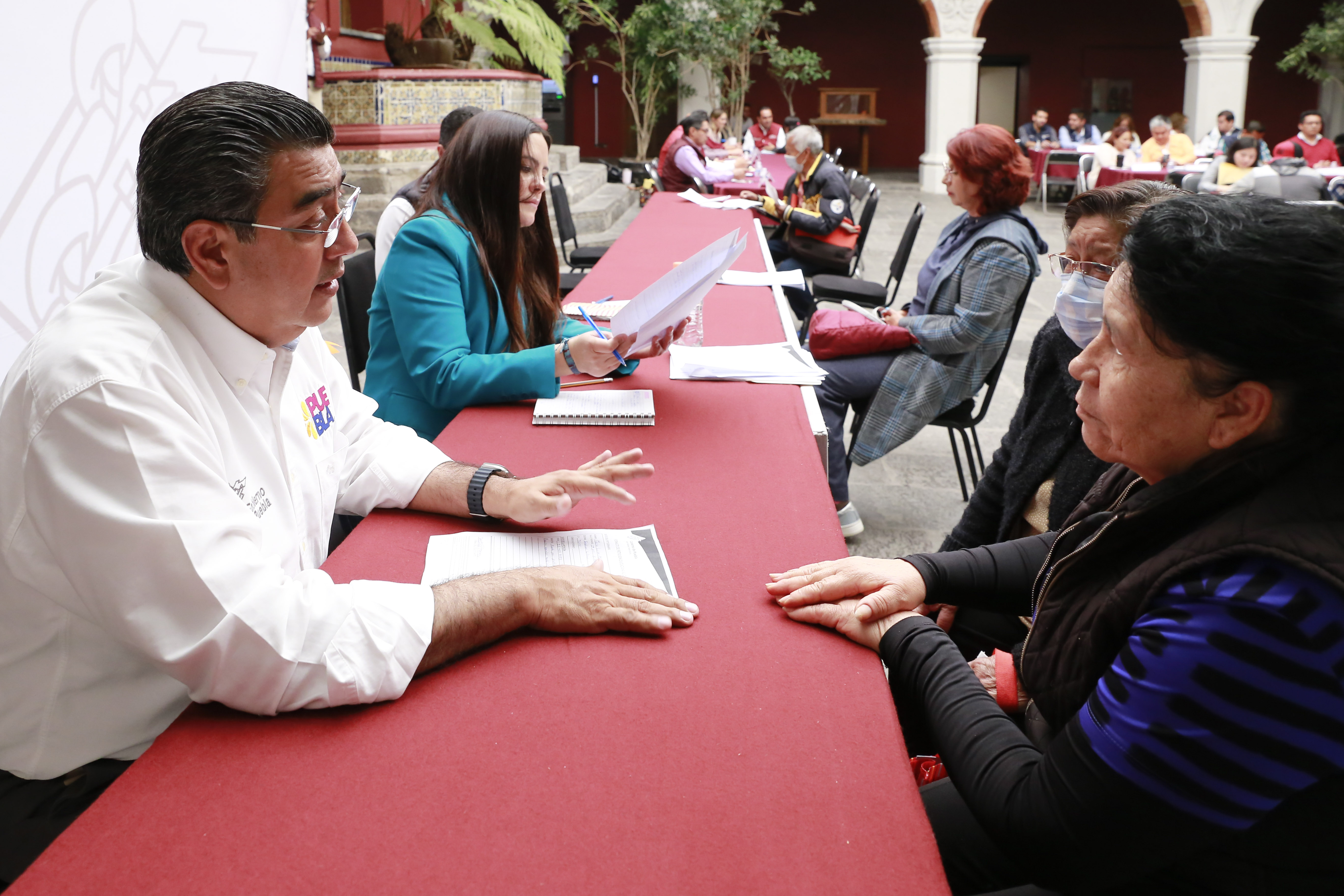 Fortalece Martes ciudadano cercanía del gobernador con poblanos