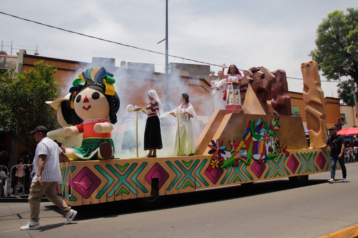Sin ambulantes ni aparta lugares se llevará a cabo el Desfile del 5 de mayo 