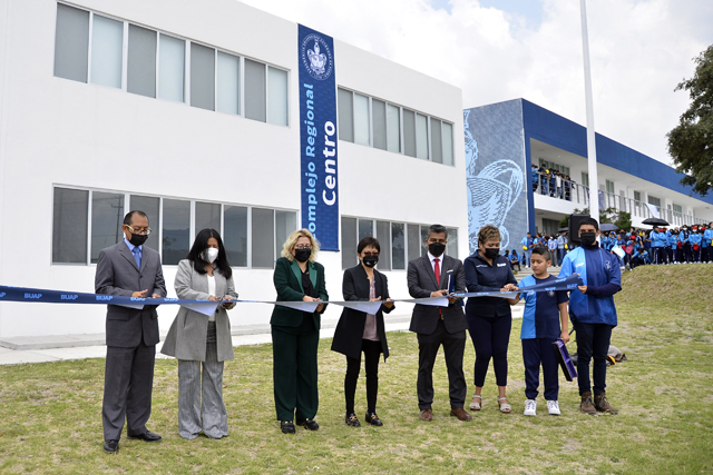 Rectora inaugura obra en la sede Acajete del Complejo Regional Centro de la BUAP