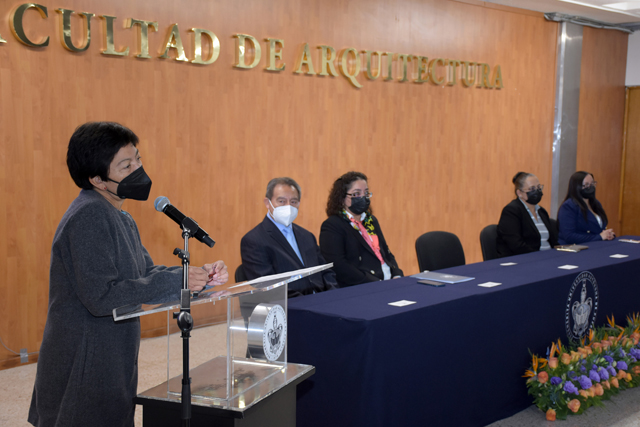 Apoyo a sus estudiantes y vinculación social, caracterizan a Arquitectura BUAP