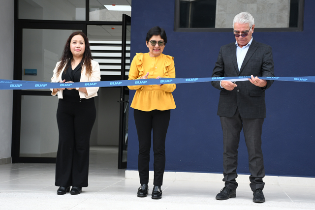 Inaugura Cedillo edificio de laboratorios de medios en la Facultad de Comunicación