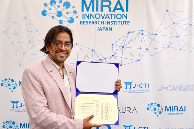 Alumno BUAP obtiene Premio al Mejor Proyecto de la Industria del programa EMFUTECH