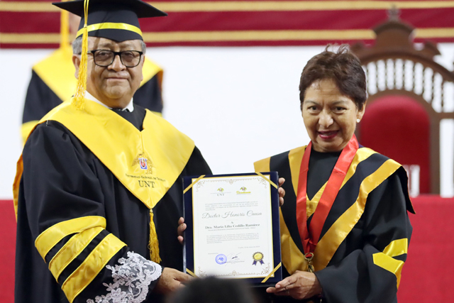 Rectora María Lilia Cedillo recibe Doctorado Honoris Causa de la Universidad Nacional de Trujillo