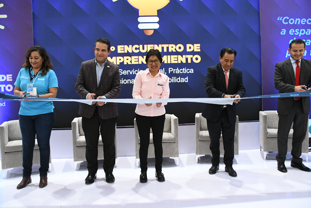Cedillo inauguró Encuentro de Emprendimiento en el Servicio Social y Empleabilidad