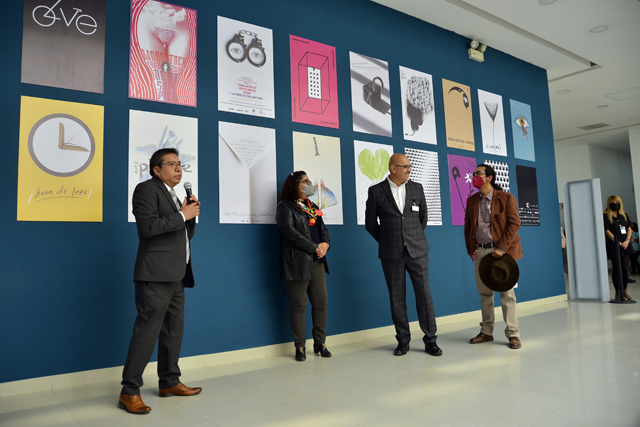 Se inaugura en Biblioteca Central de la BUAP exposición Miradas del cartel