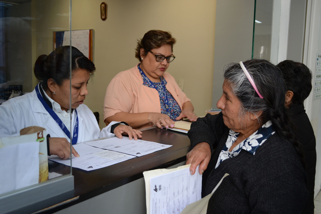 Con Esparza 8 mil trabajadores BUAP no académicos han sido beneficiados con definitividades