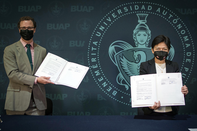 BUAP y Universidad de Texas firman convenio de colaboración