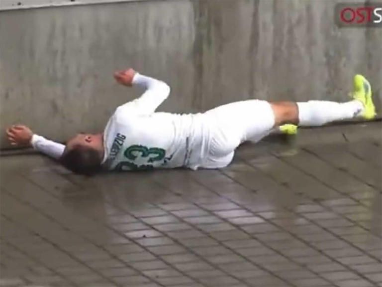 VIDEO Dramático: Futbolista sufre nocaut en pleno partido