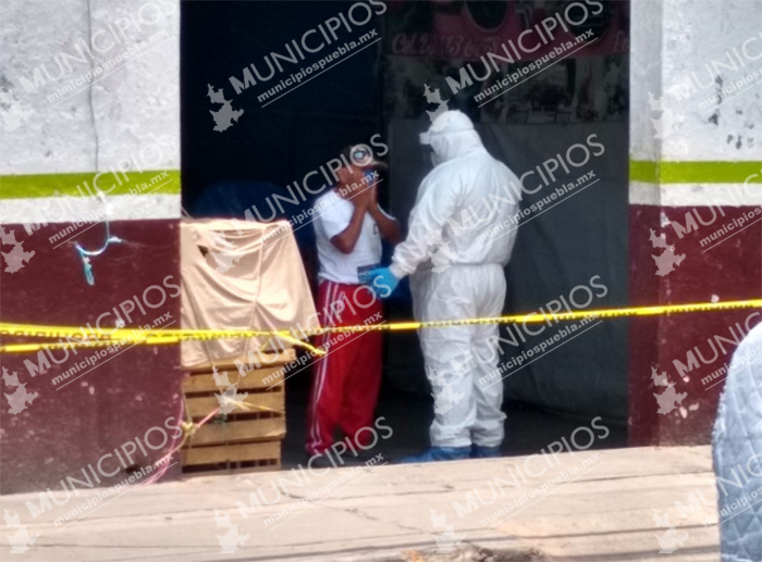 Abuelito con síntomas de Covid-19 causa gran movilización en mercado de Tehuacán