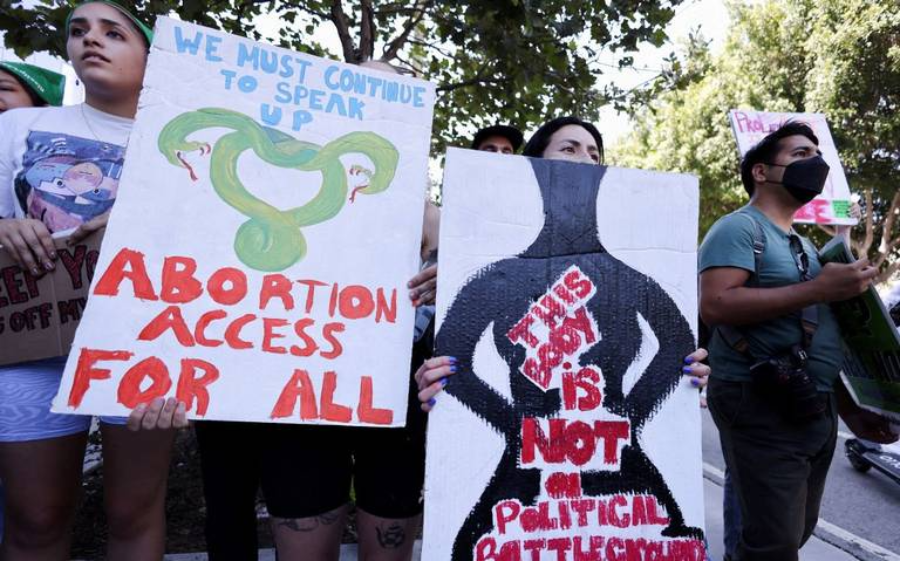 FDA de EU autorizará vender píldoras abortivas en las farmacias
