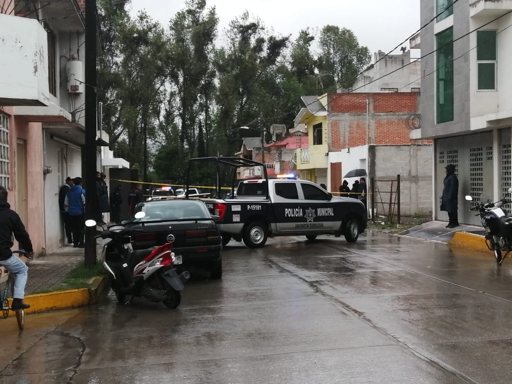 Abuelito mata a su esposa a navajazos y luego se suicida en Texmelucan