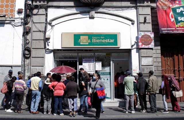 Surgen falsos gestores en Puebla que cometen fraude con pensiones de abuelitos