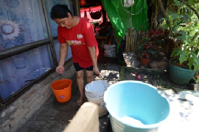 Camacho pide garantizar suministro de agua en la capital poblana