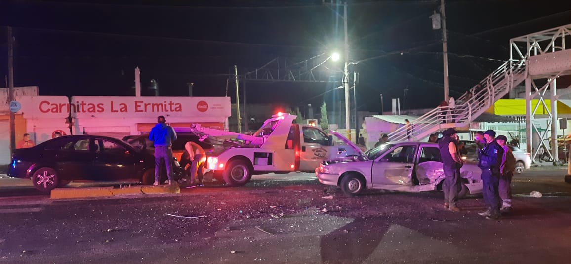 Varios lesionados deja aparatoso accidente en Tecamachalco