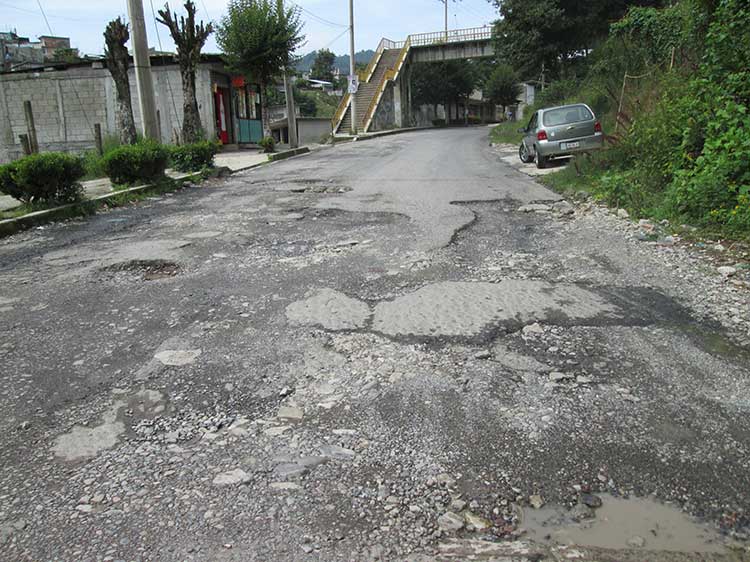 Relegan obras anunciadas con deuda de 30 mdp en Huauchinango