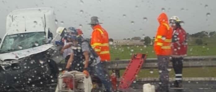 Por lluvia, invade carril y deja tres moribundos en la Teziutlán-Virreyes
