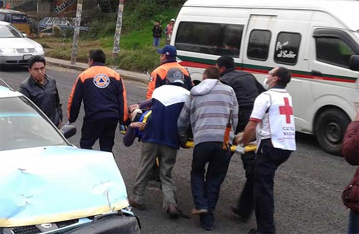 Dos personas heridas deja choque en la Amozoc – Nautla