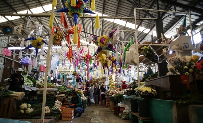 Mercados serán regulados, no cerrados por Covid-19: Barbosa