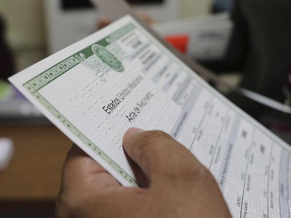 SEDIF ha entregado 168 actas en Braille y CURP en año y medio