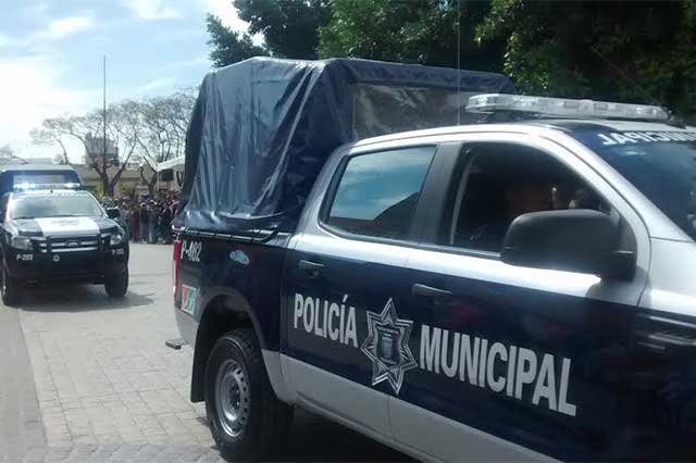 Tehuacán no paga patrullas y distribuidor le niega reparaciones
