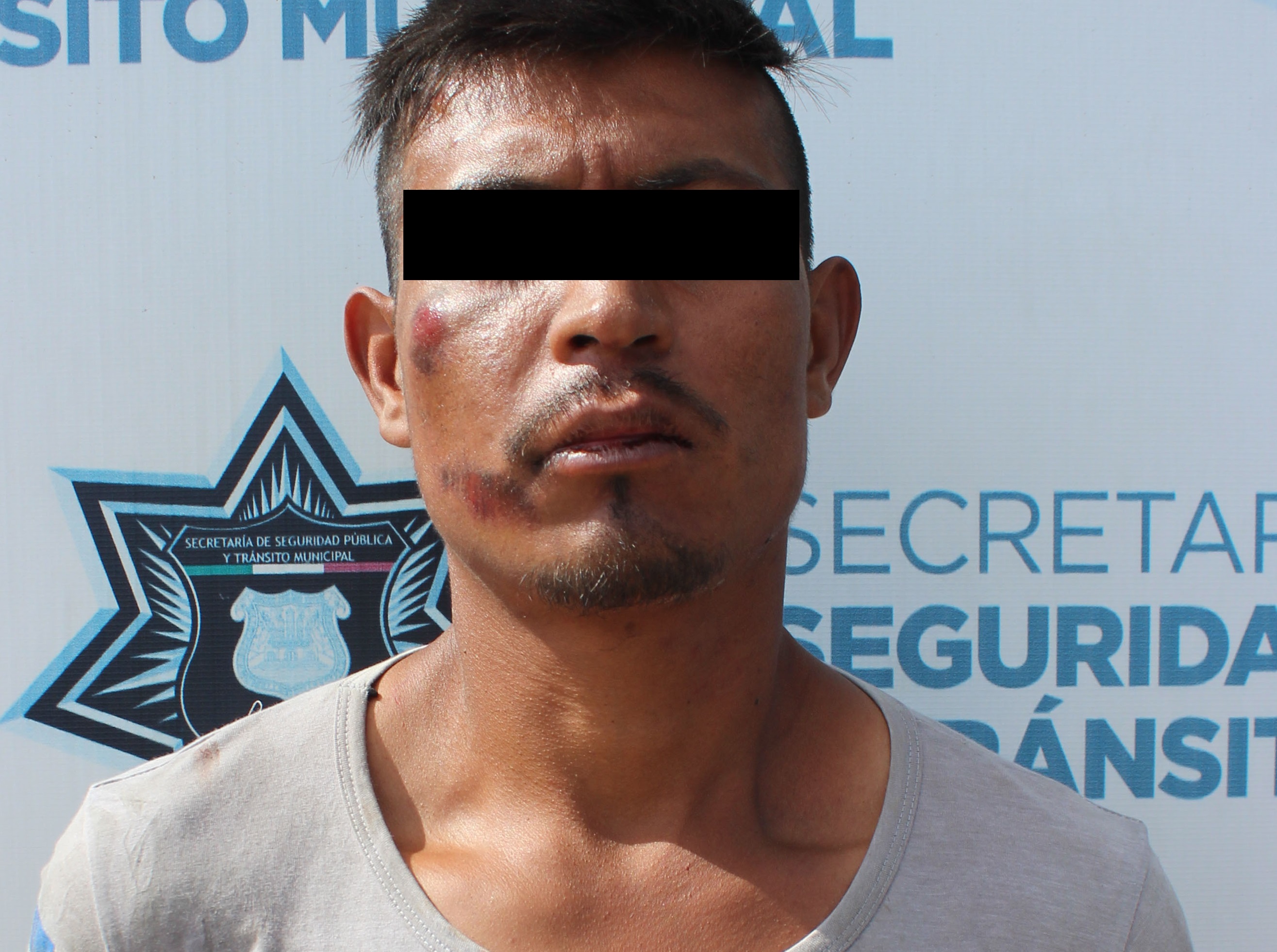 Adolescente de 15 años roba celular en transporte público