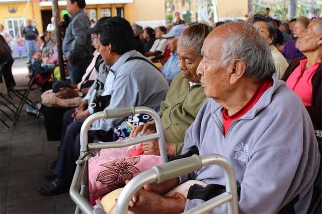 Aumenta el número de adultos mayores en Izúcar de Matamoros