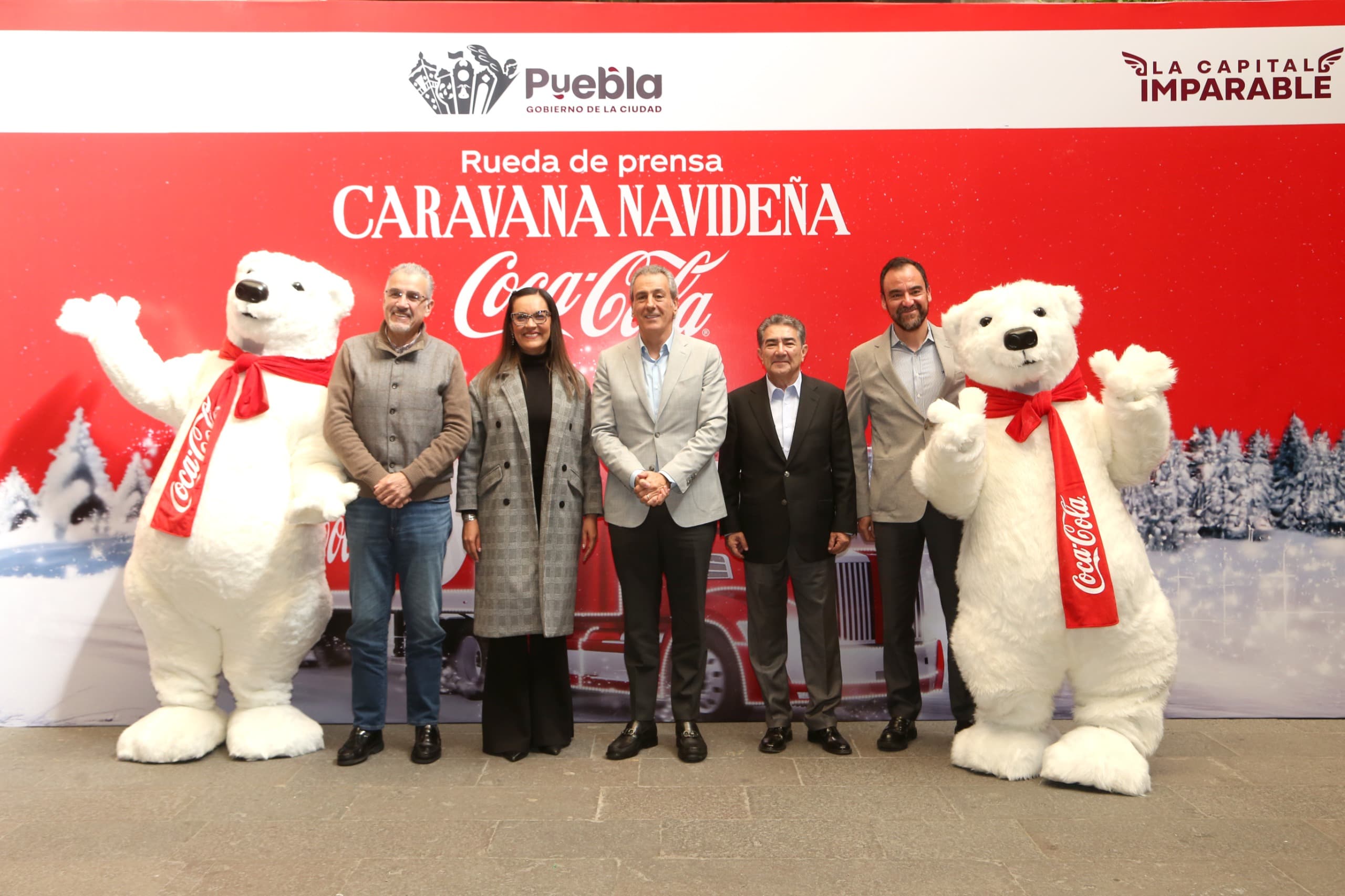 Invita Ayuntamiento de Puebla  a disfrutar de la Caravana Navideña Coca-Cola 2024