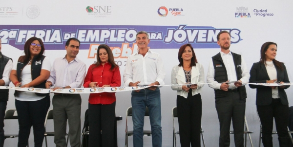 Gali y Dinorah López inauguran la segunda Feria del Empleo