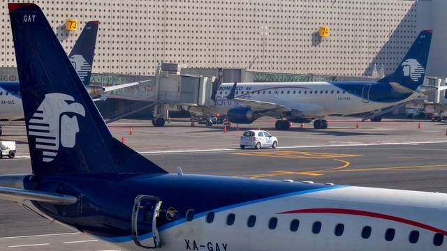 Aeroméxico, un gato con más de nueve vidas