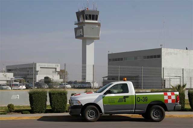 Aeropuerto de Puebla ajustará relojes por horario de invierno