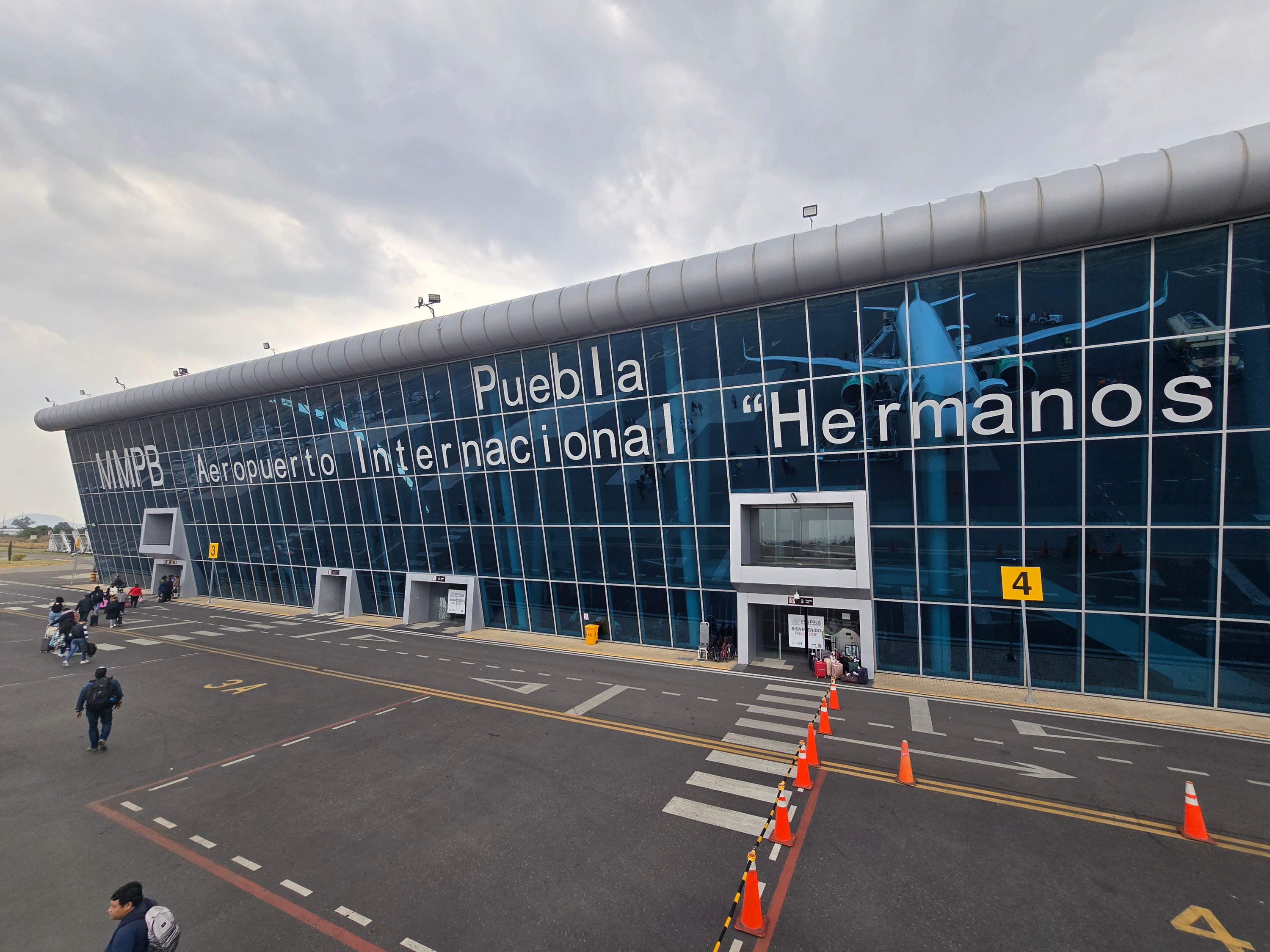 Buscan reactivar aeropuerto Hermanos Serdán: analizan vuelos regionales