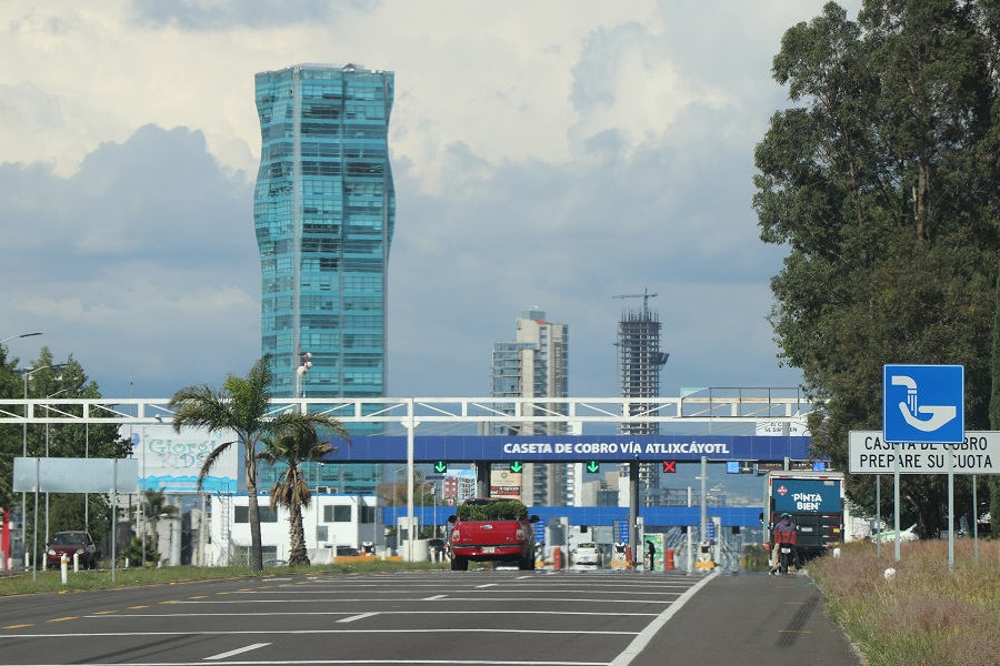 Alistan estudio para mejorar movilidad en Vía Atlixcáyotl