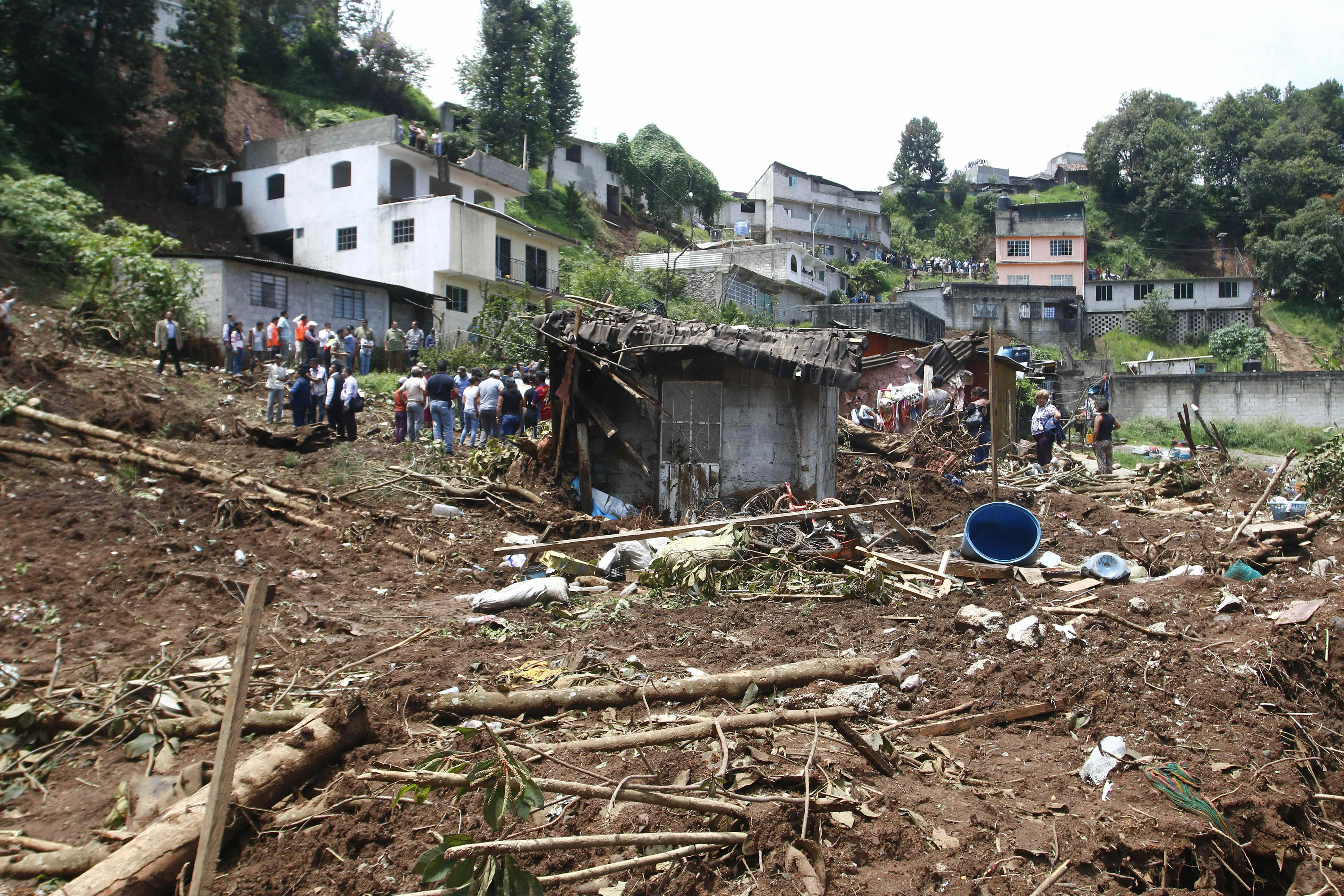 Con 8 mdp inicia reconstrucción de 29 municipios poblanos dañados