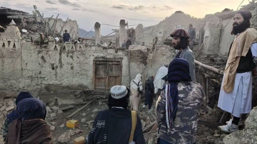 Régimen talibán pide ayuda internacional ante terremoto en Afganistán