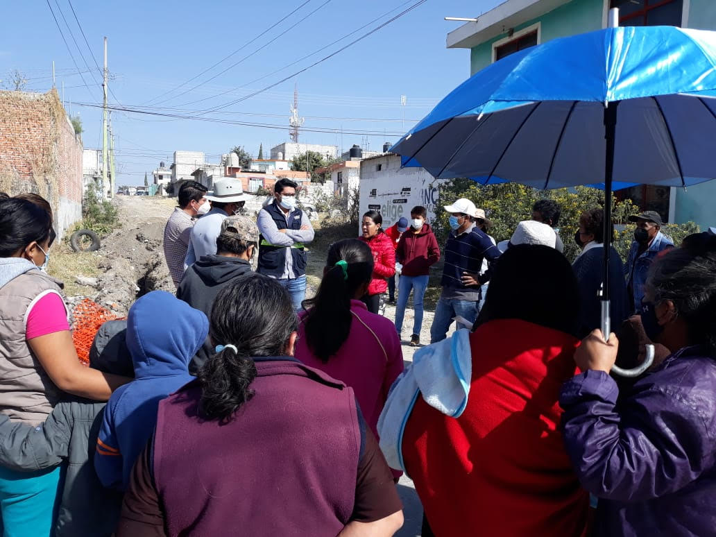 Antorcha gestiona agua potable en Playas del Sur en Puebla capital