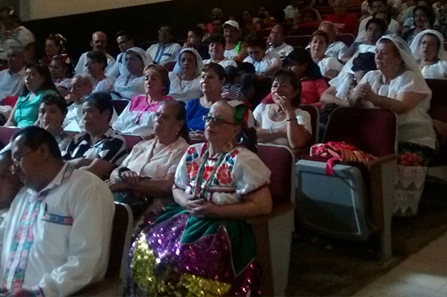 Trámites frenan afiliaciones al programa 65 y Más en Huauchinango