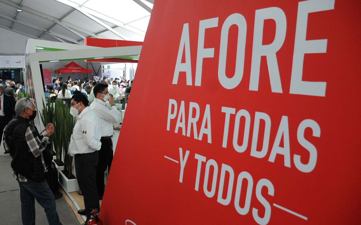 López Obrador celebra aprobación del Fondo de Pensiones para el Bienestar