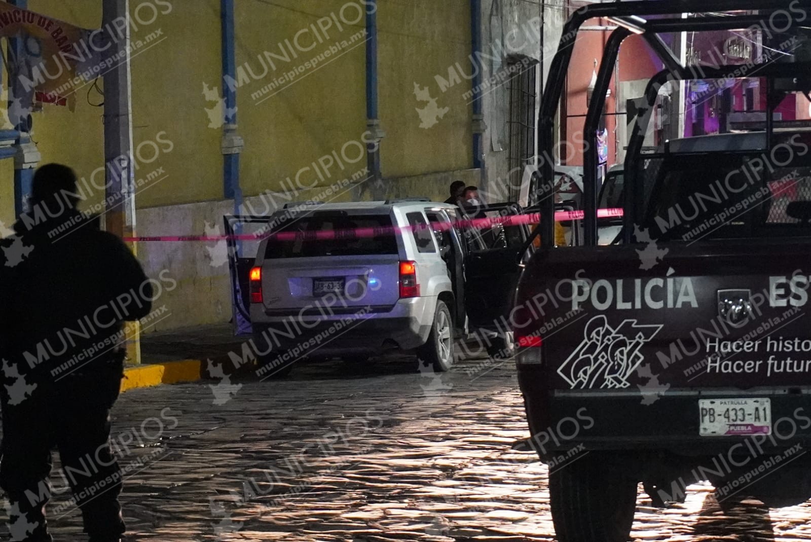 VIDEO Balacera entre policías y ministeriales deja tres muertos en Tecamachalco