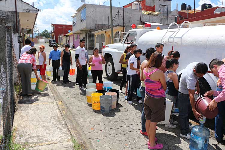 Se quedan sin agua nueve colonias de Huauchinango