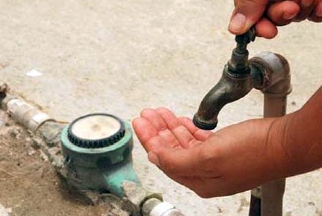 En plena crisis sanitaria dejan sin agua a colonias de Teziutlán