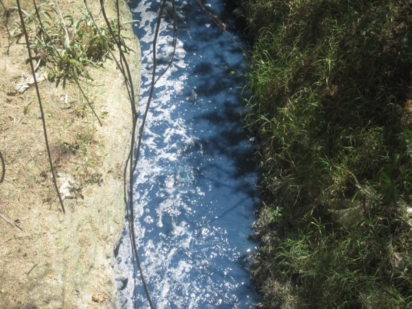 Clausuran en Tehuacán lavanderías por contaminar el agua