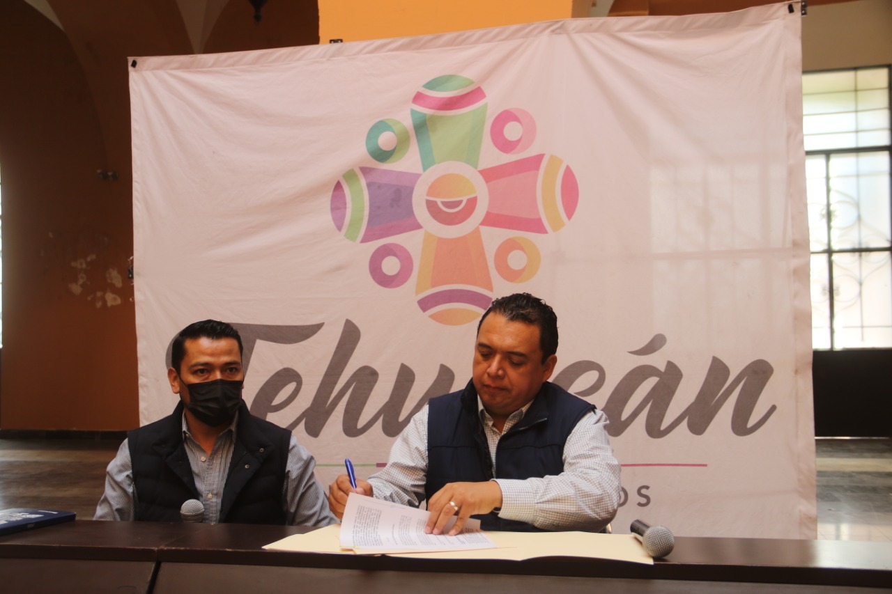 Analizar adelantar aguinaldo a personal del ayuntamiento de Tehuacán