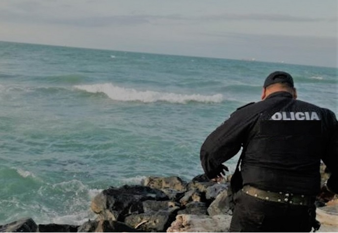 Mueren tres turistas ahogados en playa de Coatzacoalcos