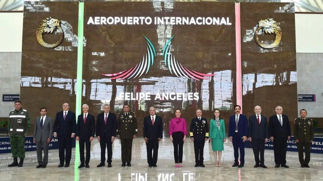 Gobierno en guerra interna