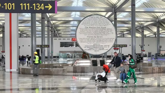 El Día de la Bandera, el AIFA, los museos y el vuelo a McAllen