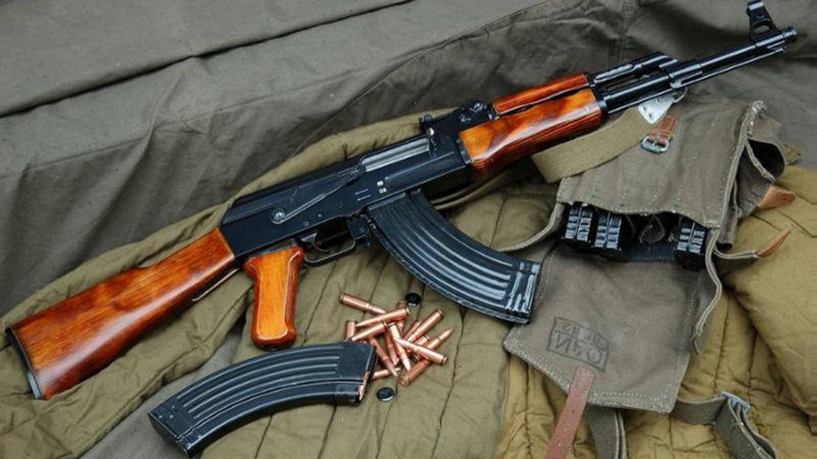 En EU hay más AK-47 y AR-15 que camionetas Ford en circulación
