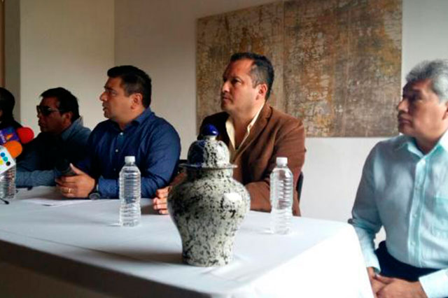 Ediles perredistas de 5 municipios alaban logros de Moreno Valle