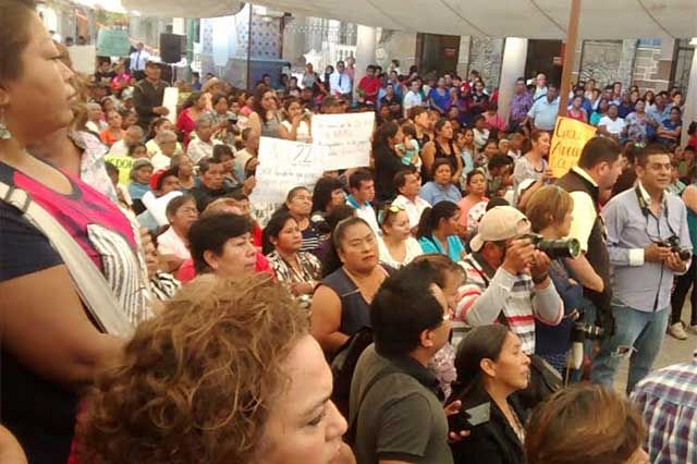 Ernestina pide tregua a RMV por problemas en Tehuacán