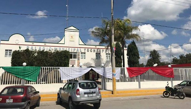 Denuncian despido injustificado de 15 empleados del Ayuntamiento de Tochtepec